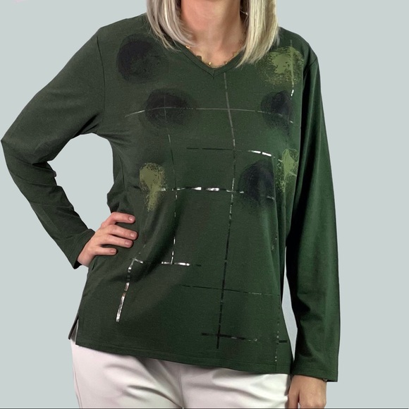 Tops - Green V-Neck Long Sleeve Top Metallic Detailing